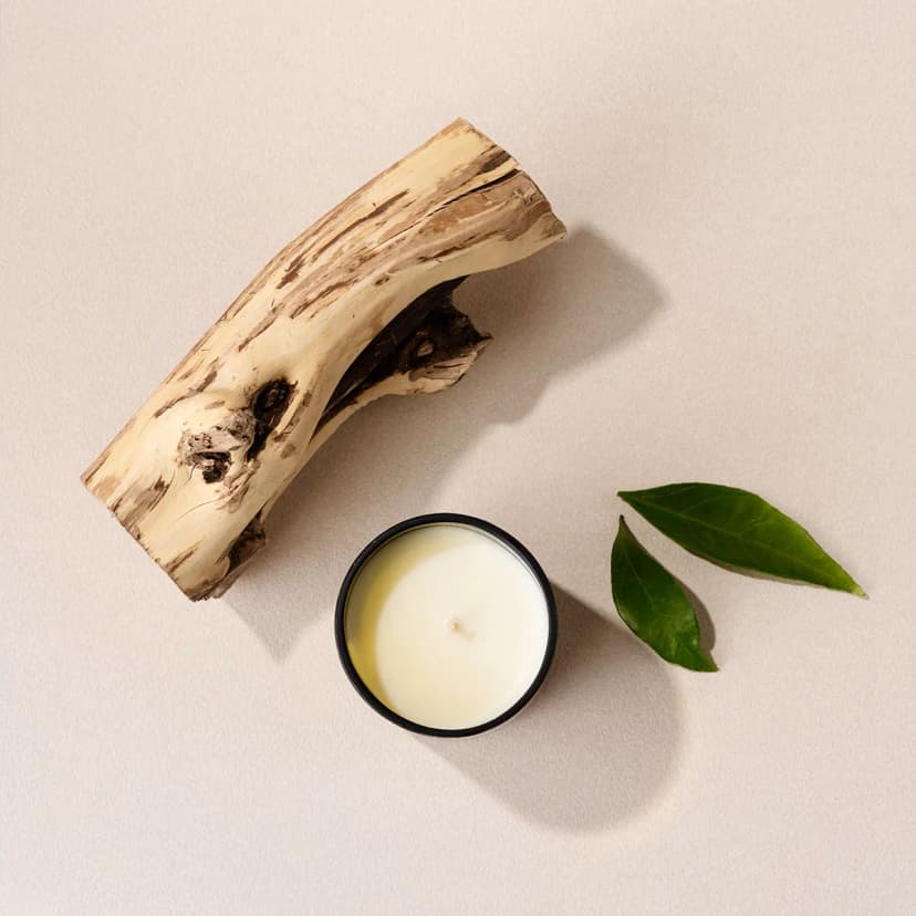 Ароматическая свеча ручной работы PATCHOULI & BASIL в винном стекле — фото 2
