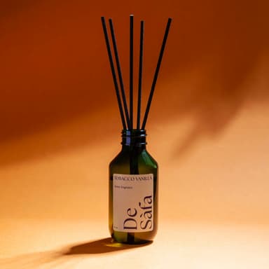 Ароматический диффузор De Sáfa Tobacco Vanilla в стеклянной бутылке